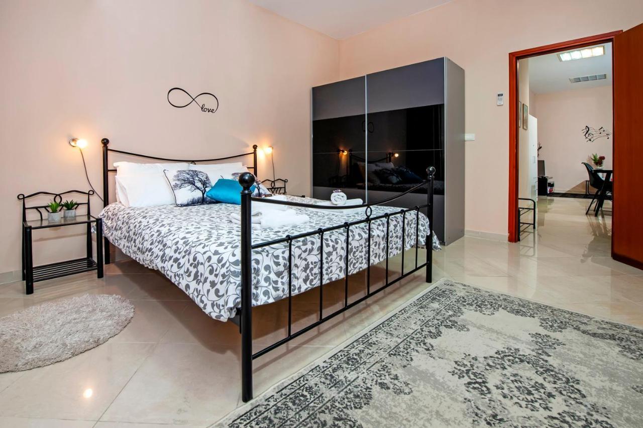 Rovinj City Apartment Екстер'єр фото